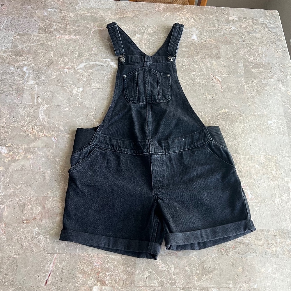 NWOT Old Navy Maternity Black Denim Short Overalls Small
